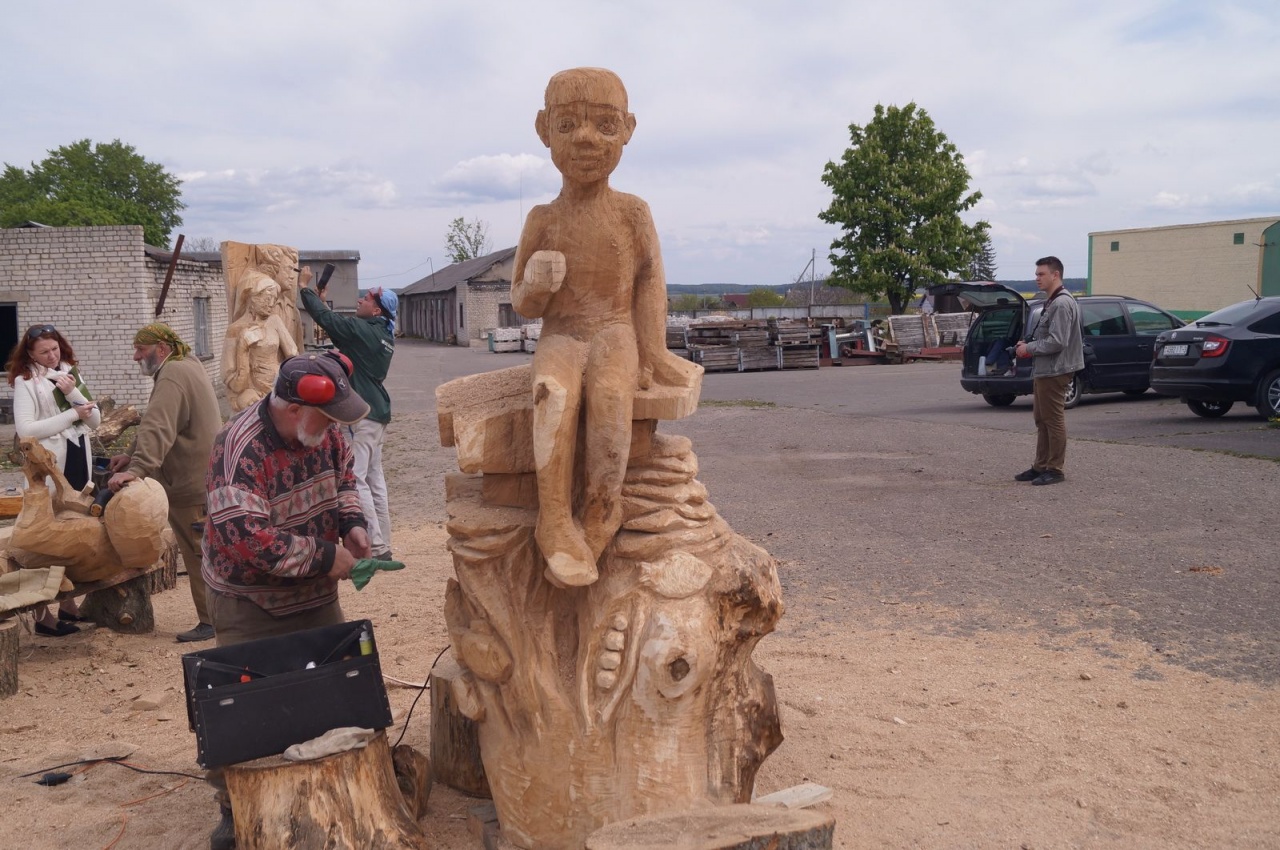 Пленер резчиков по дереву май 2019