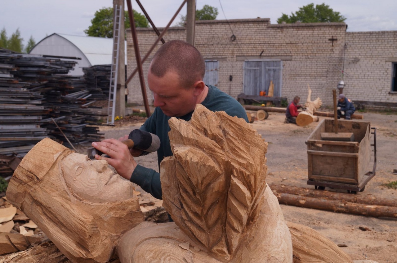 Пленер резчиков по дереву май 2019