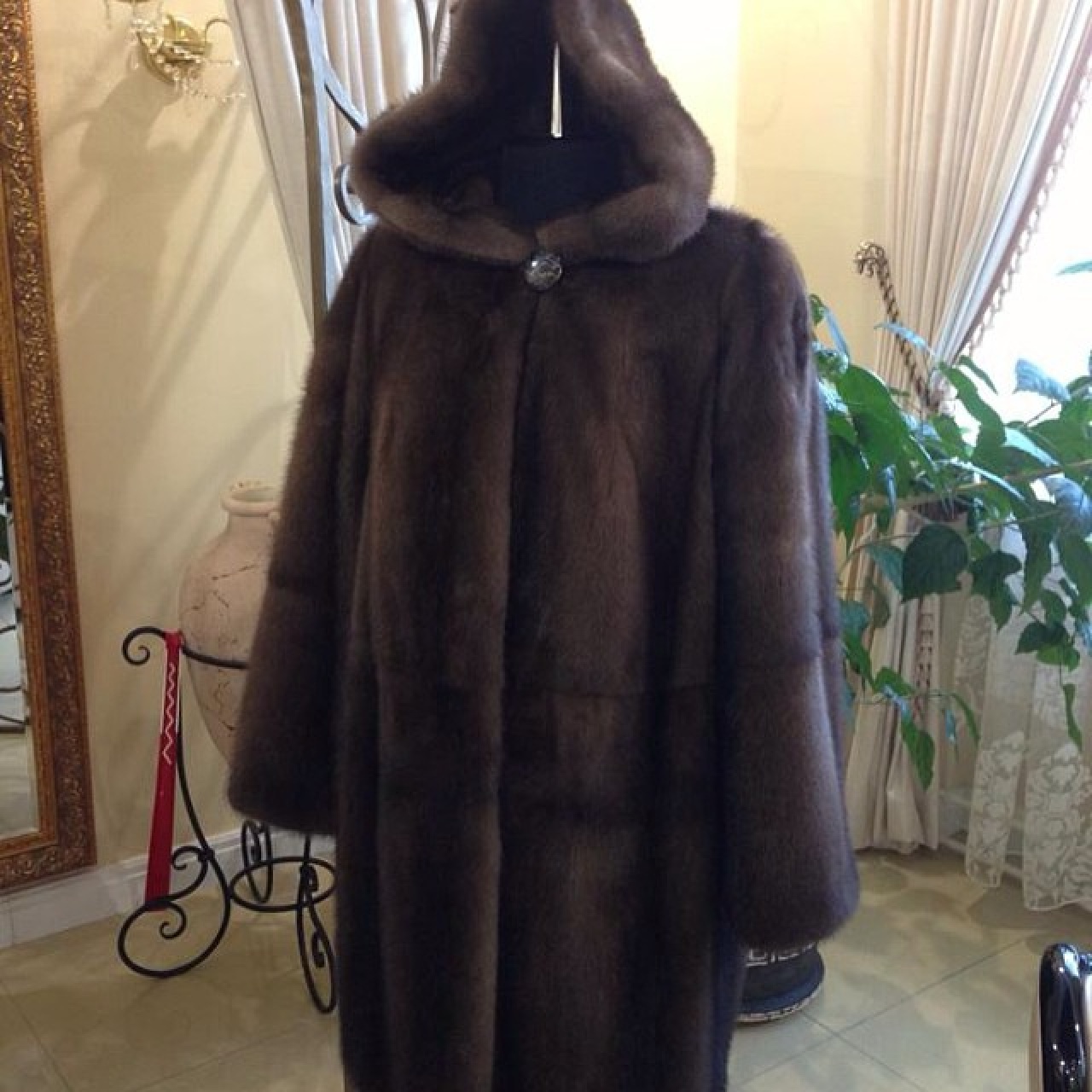 Распродажа меховых изделий