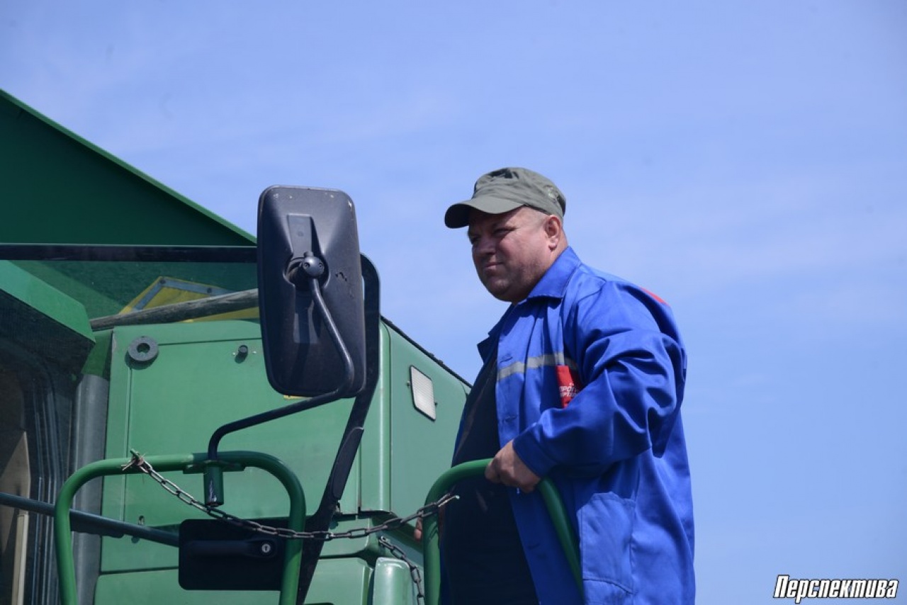 В СПК «Прогресс-Вертелишки» активно идет уборка озимого ячменя