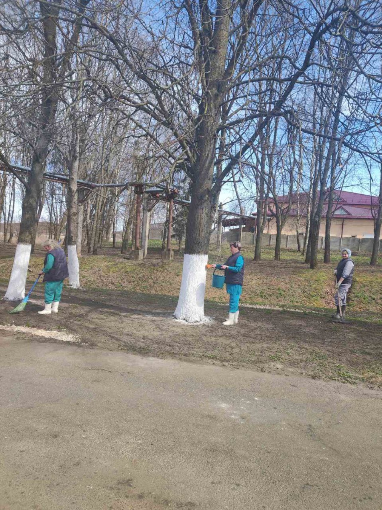 Трудовые коллективы СПК «Прогресс-Вертелишки» наводят порядок в аг Вертелишки и на производстве