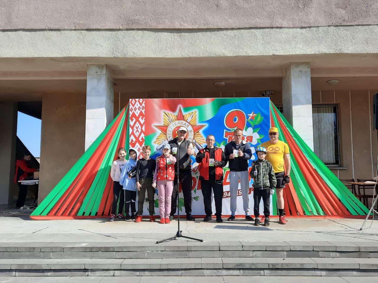 Маршрут Победы» в Вертелишках собрал велосипедистов и любителей скандинавской ходьбы