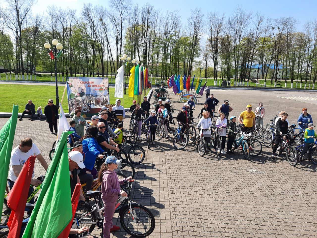 Маршрут Победы» в Вертелишках собрал велосипедистов и любителей скандинавской ходьбы