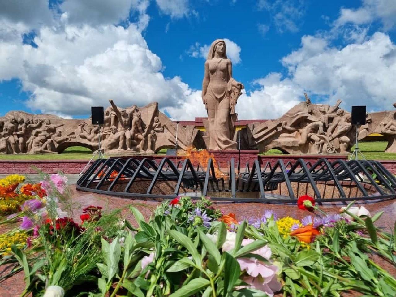 IMG-e53990dcaeff95e0eabdfeb5dd00a849-V