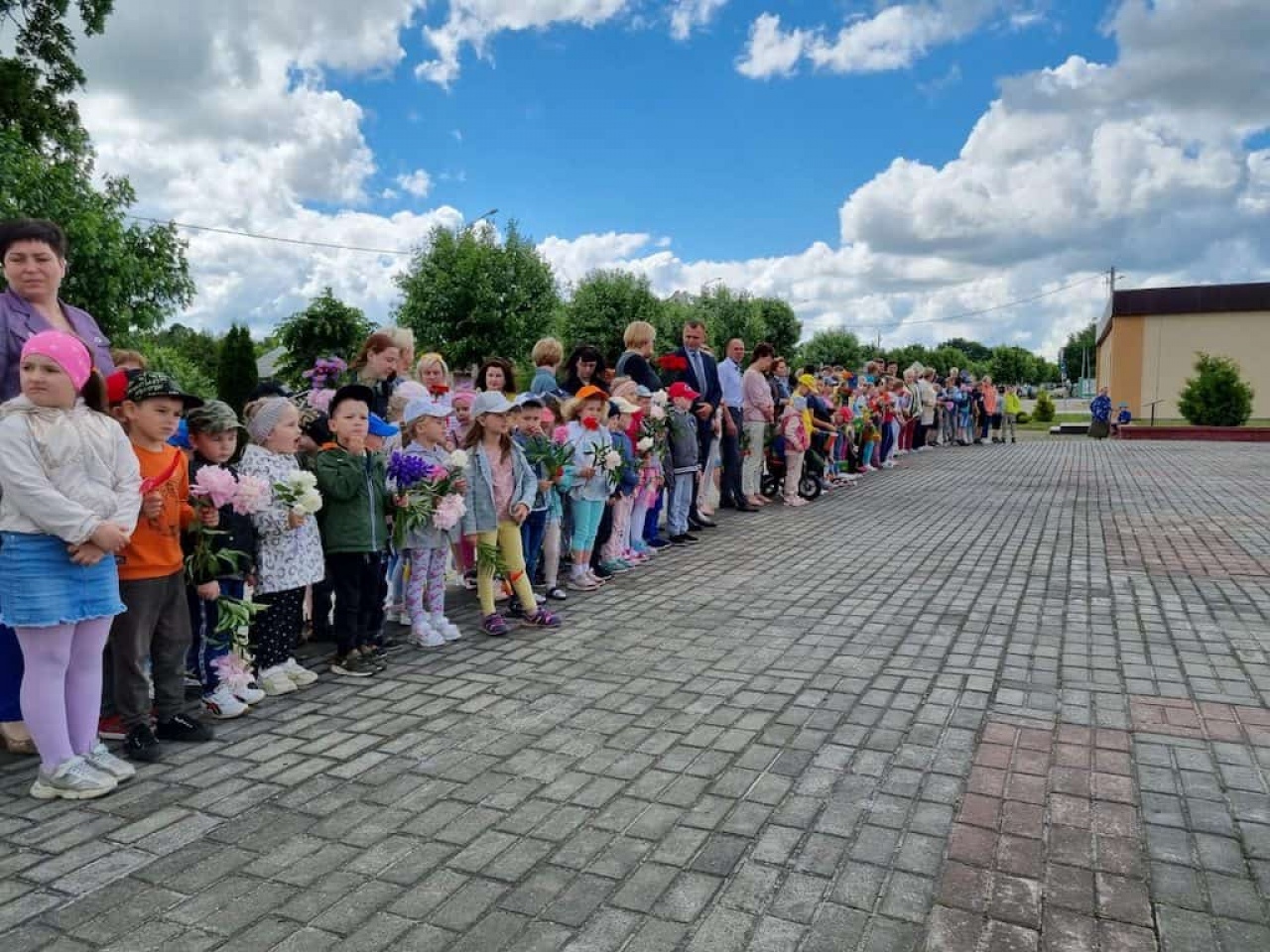 IMG-68359fff495a77733fa9d53b5b4d9e23-V