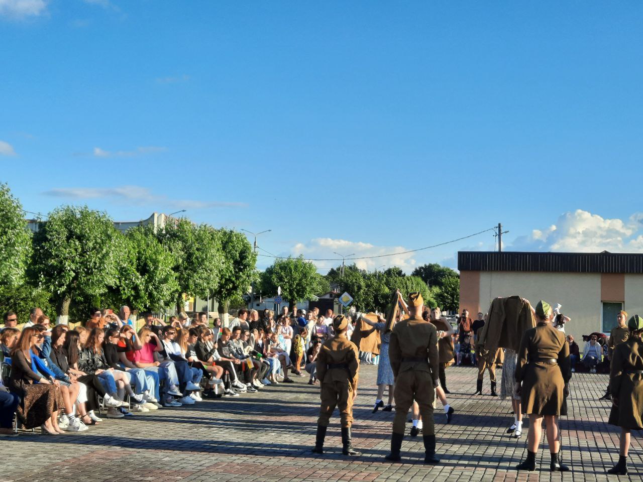 22 июня в аг .Вертелишки прошло театрализованное представление «В окопах безжалостной войны»
