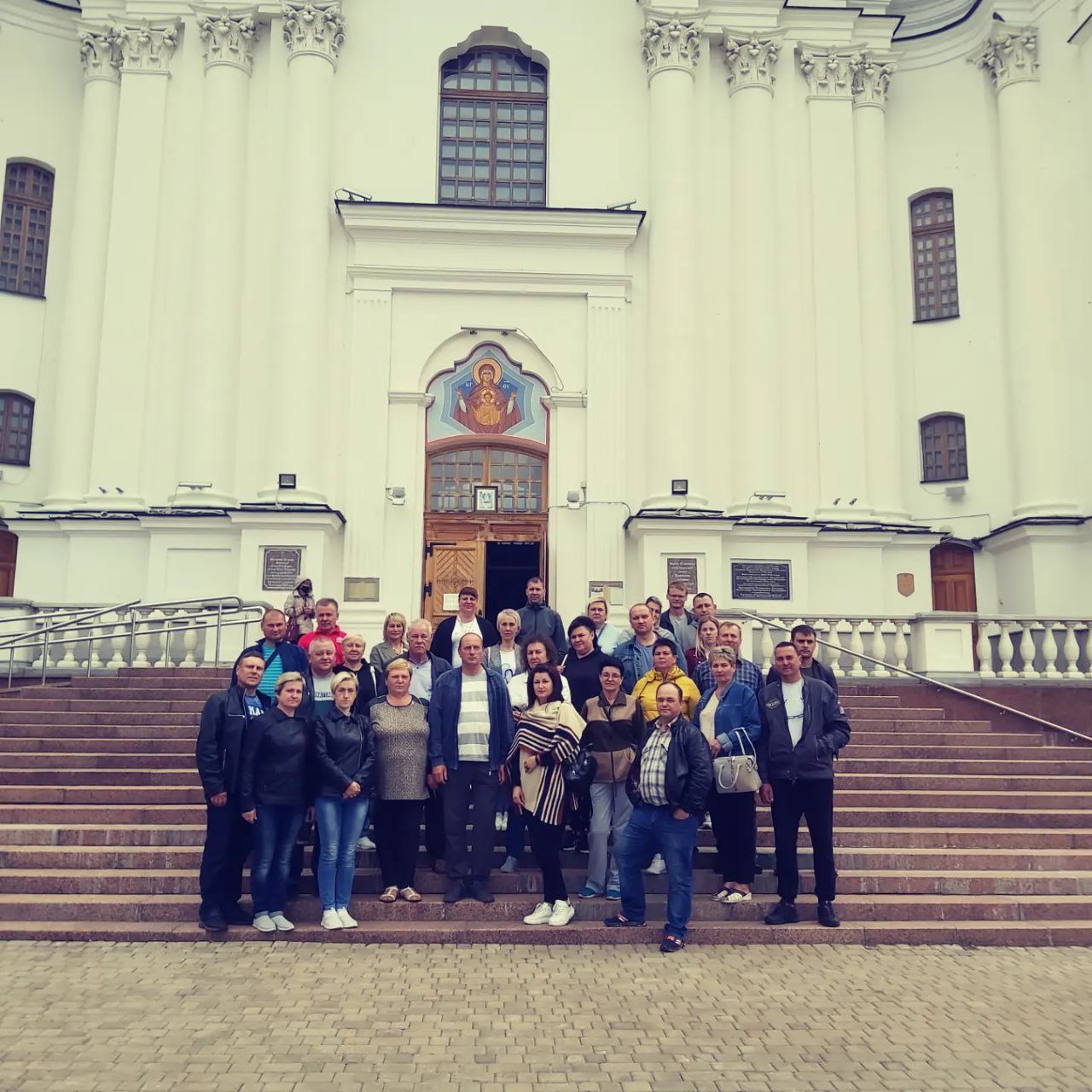 40 работников, членов профсоюза СПК «Прогресс-Вертелишки» посетили открытие международного фестиваля искусств «Славянский базар»