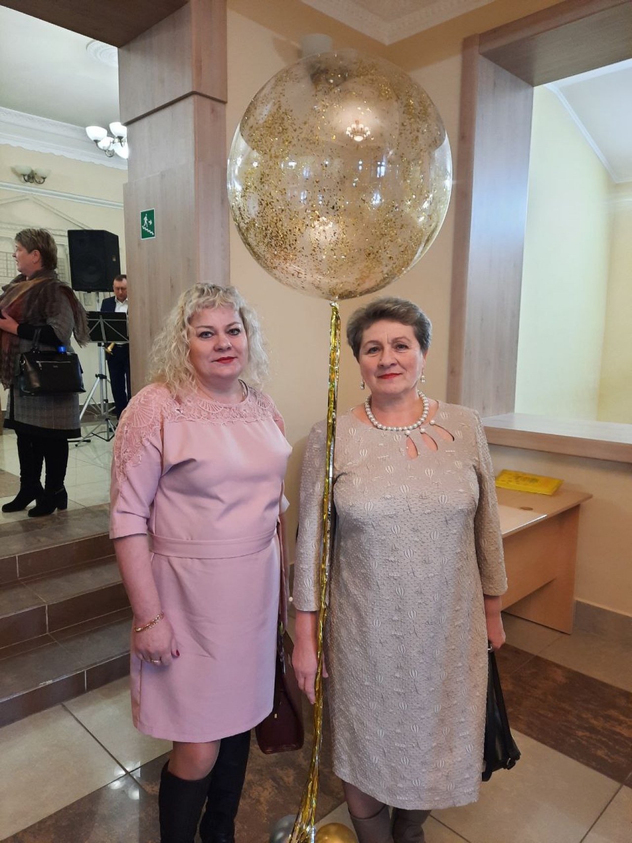 Делегация женщин СПК «Прогресс-Вертелишки» приняла участие в районном торжественном мероприятии, посвящённом Международному женскому Дню – 8 марта