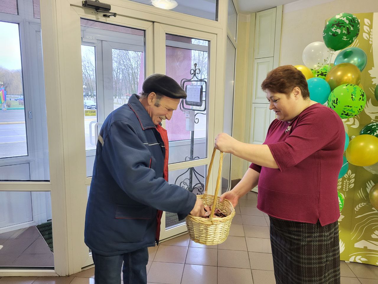 В СПК «Прогресс-Вертелишки» поздравили всех мужчин с Днем защитников Отечества