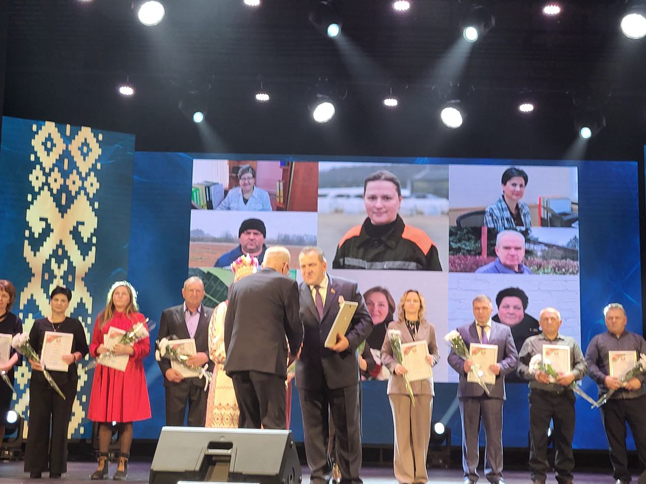 Делегация СПК "Прогресс-Вертелишки" приняла участие и в районном мероприятии, посвящённом Дню работников сельского хозяйства и перерабатывающей промышленности АПК