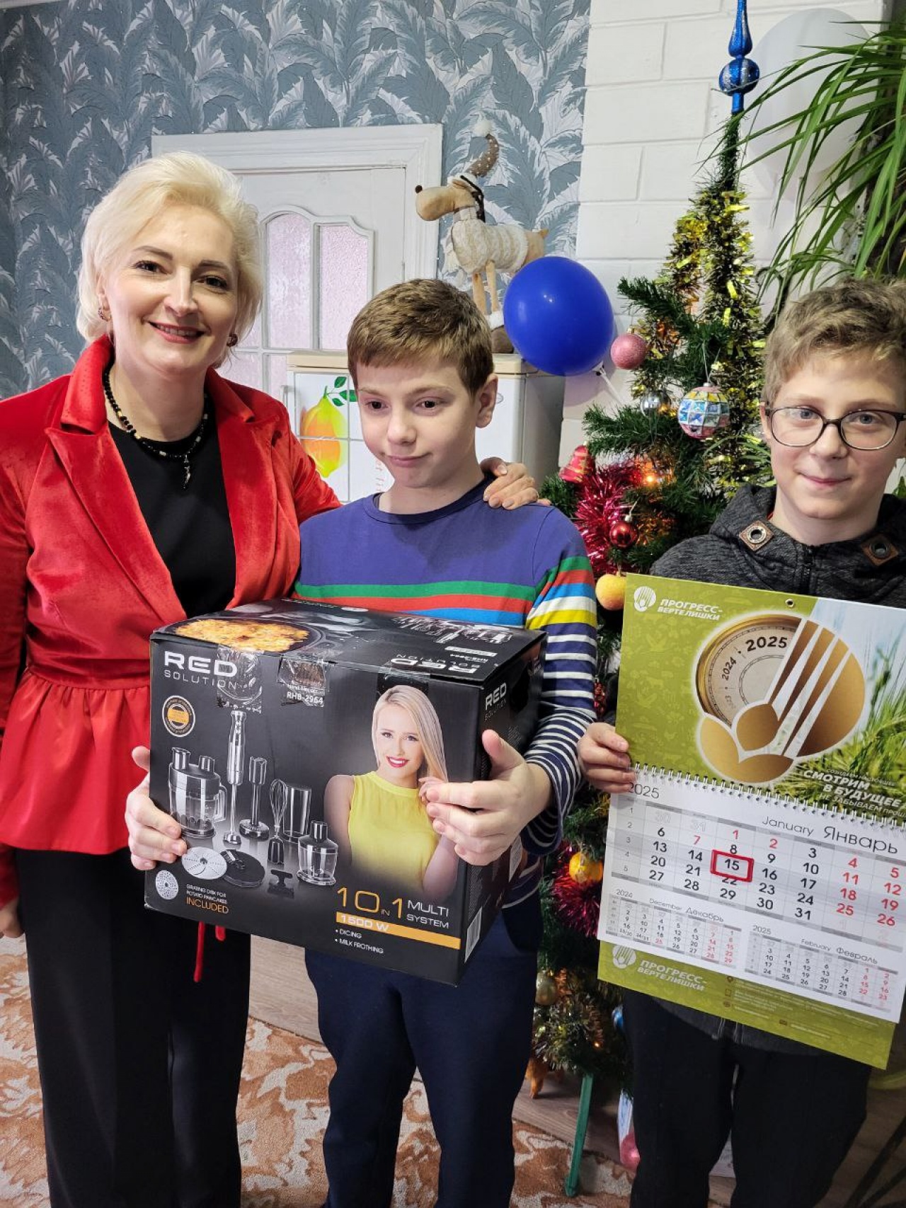 Новогодние подарки детскому саду