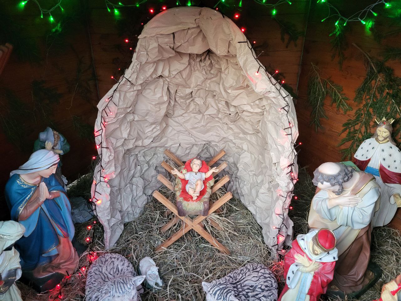 Прихожане Святой семьи аг.Вертелишки поздравили друг друга со светлым праздником Рождества Христова