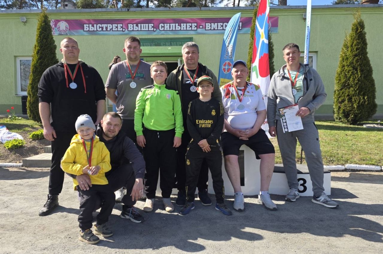 В Гродно открыли обновлённую Доску Почёта Гродненской области