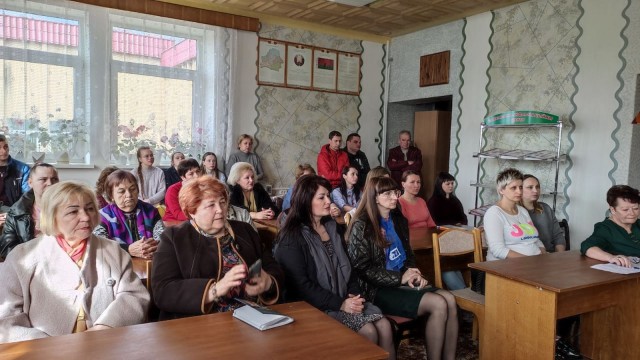 Геноцид белорусского народа в годы Великой Отечественной войны обсудили на круглом столе «Без срока давности» в Вертелишковской сельской библиотеке