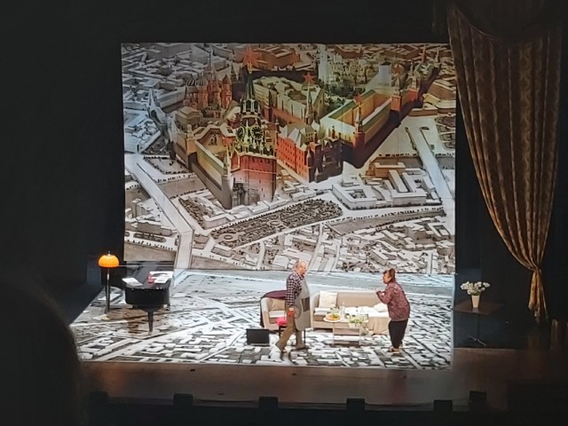 Культурная программа: посетили спектакль «Сирена и Виктория»