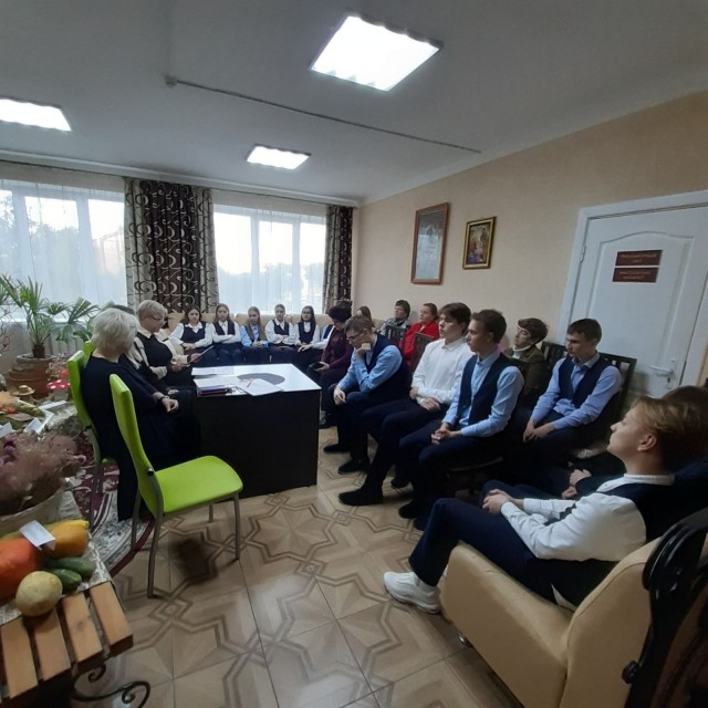 Диалоговая площадка по теме  «Партнёрство государства и семьи в интересах будущих поколений»